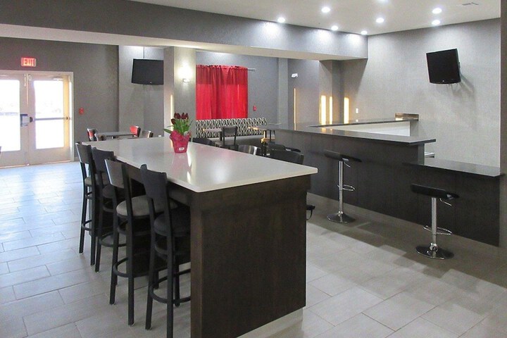 Hotel Interior 7 of 29