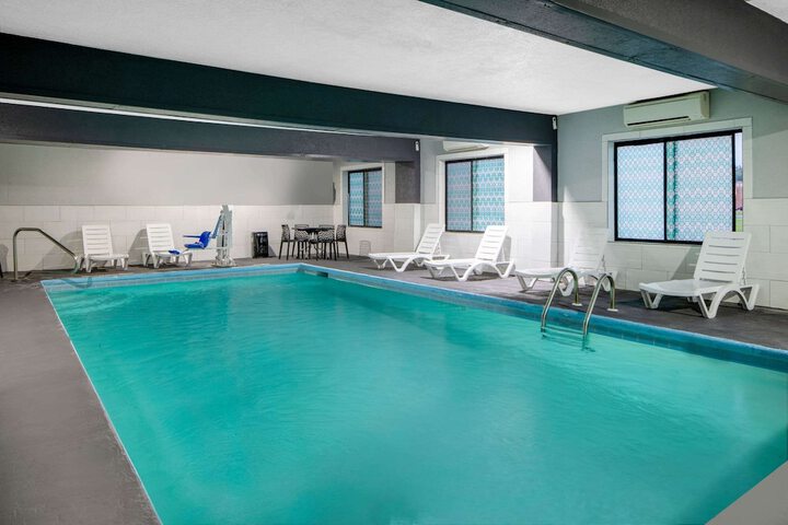 Pool 3 of 24