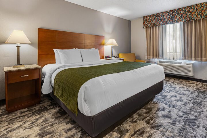 Best Western Ambassador Inn & Suites