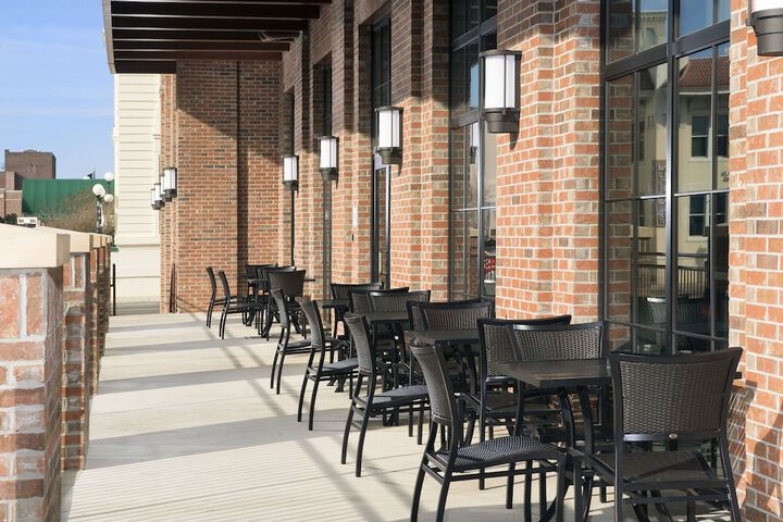 Terrace/Patio 25 of 27