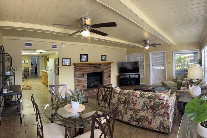 Hontoon Landing Resort & Marina