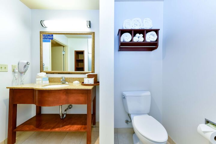Room 46 of 116