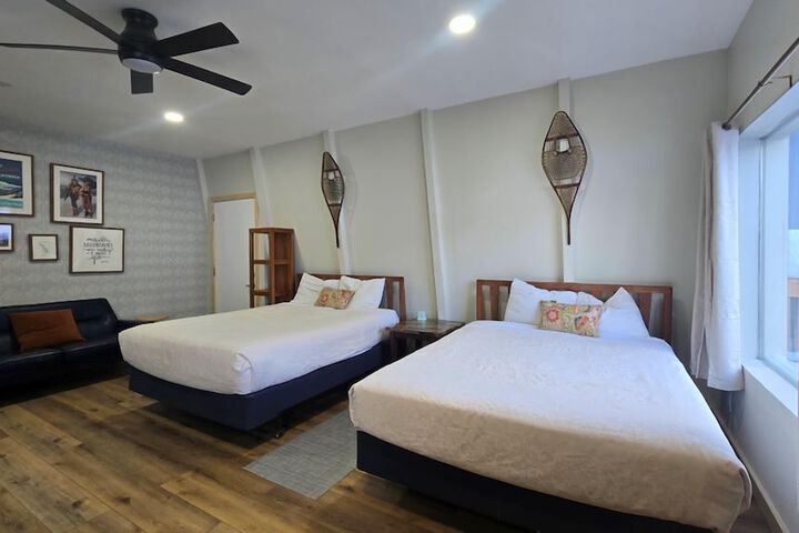 Room 42 of 126