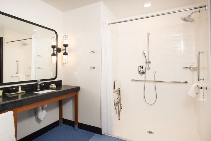 Hotel Indigo Madison Downtown by IHG