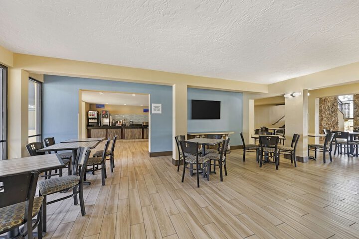 Best Western International Speedway Hotel
