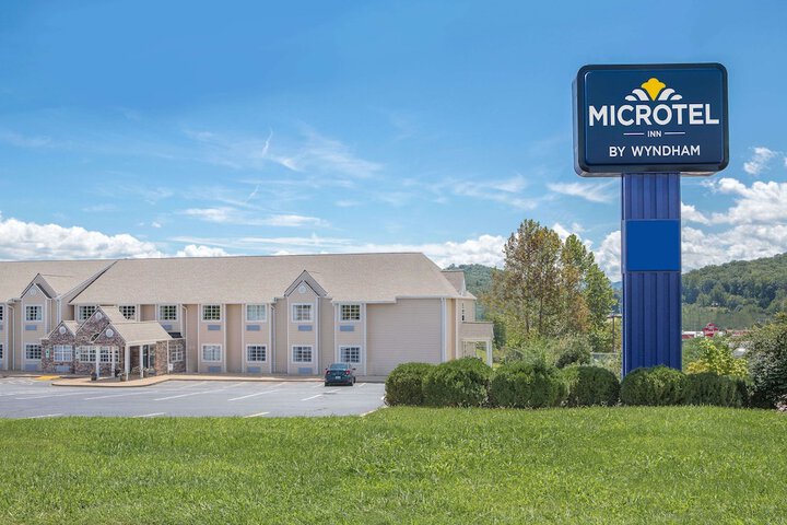 Microtel Inn by Wyndham Franklin