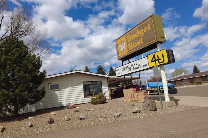 Budget Host 4 U Motel