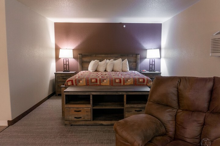 Room 53 of 89