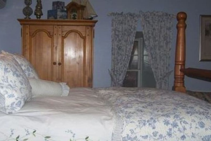Room 43 of 58