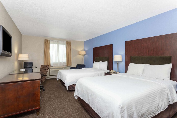 Room 18 of 24