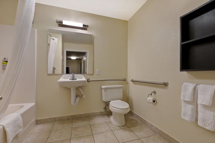 Candlewood Suites Indianapolis - South by IHG