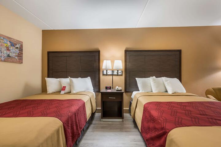 Room 8 of 21
