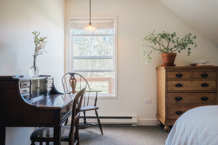 Room 15 of 38