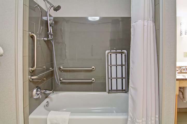 Room 14 of 41