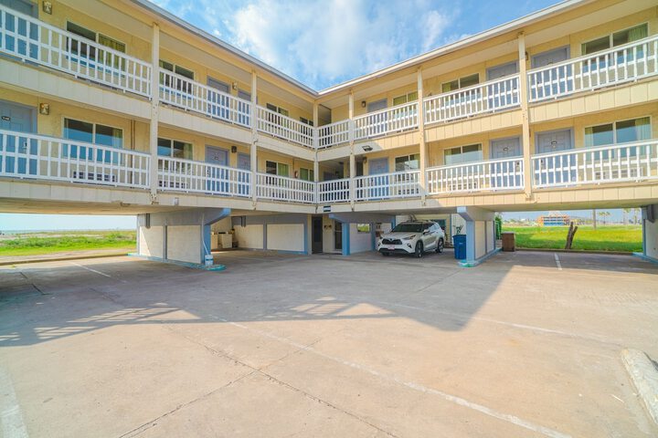 Hotel 3 of 96
