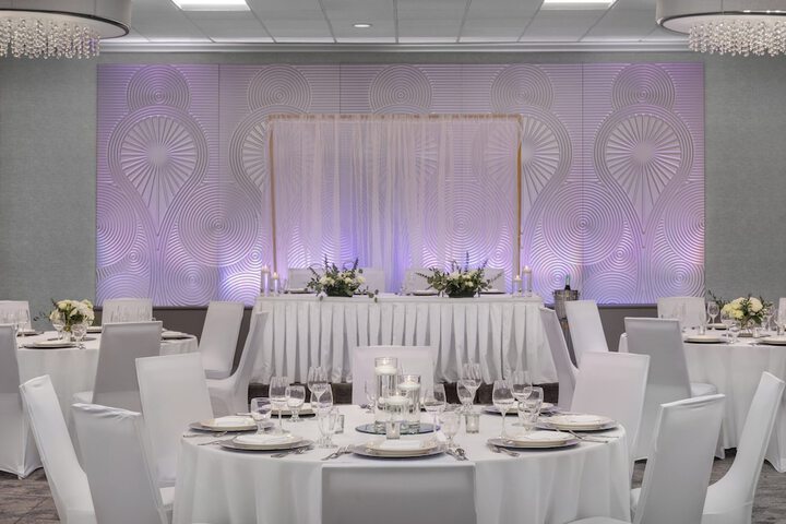 Holiday Inn Coralville Iowa City by IHG