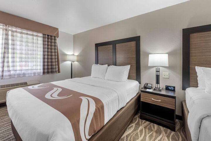 Quality Inn & Suites South Fork - Wolf Creek