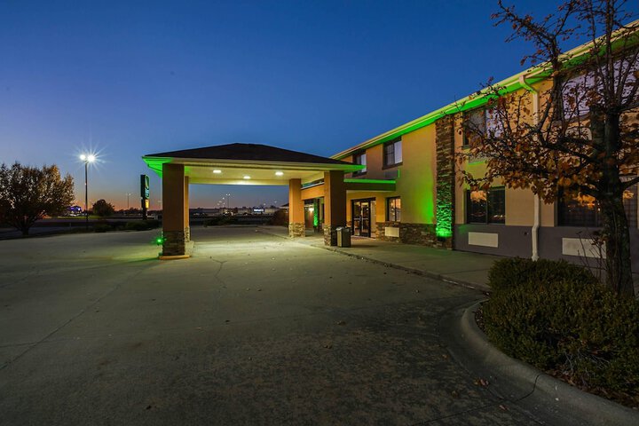 Quality Inn Carbondale University area