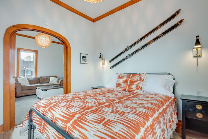 Pet-friendly Minocqua Home: Walk to Lake & Dining!