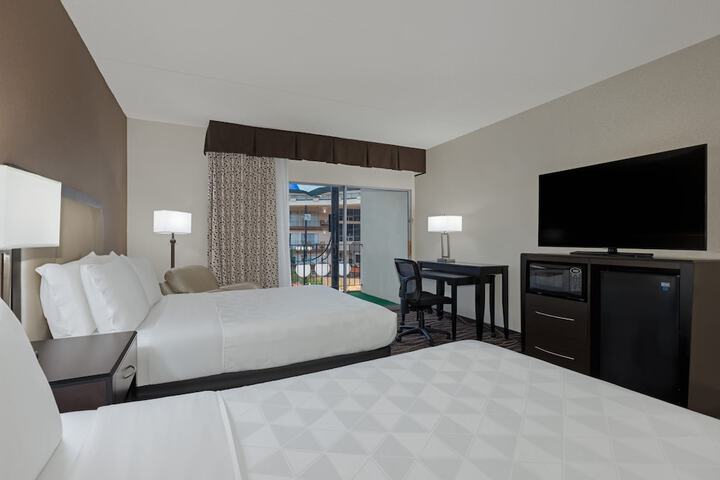 Room 45 of 81
