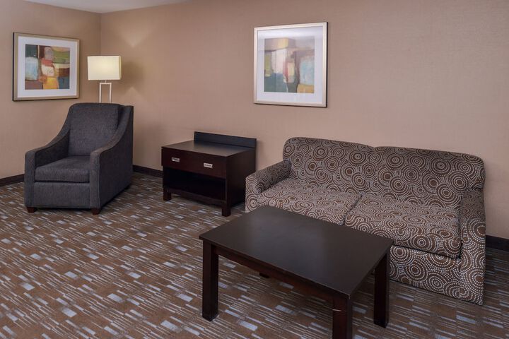 Room 21 of 33