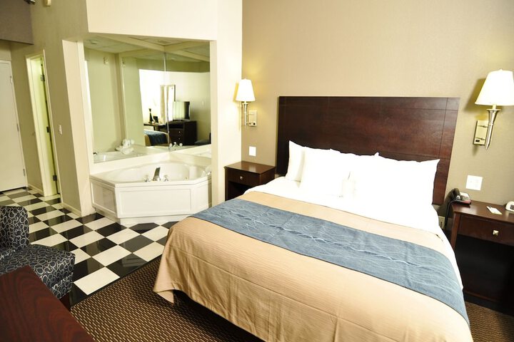 Room 60 of 85