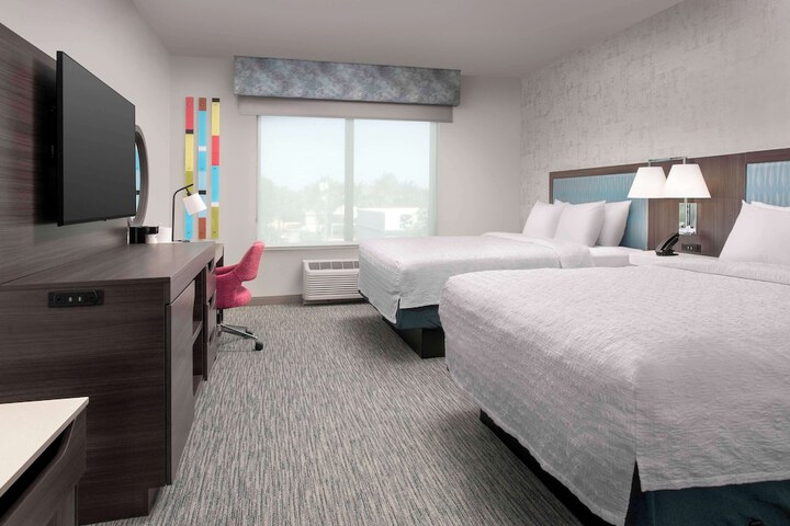 Room 34 of 43