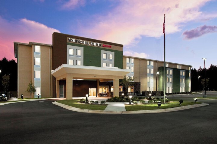 Hotel 2 of 23