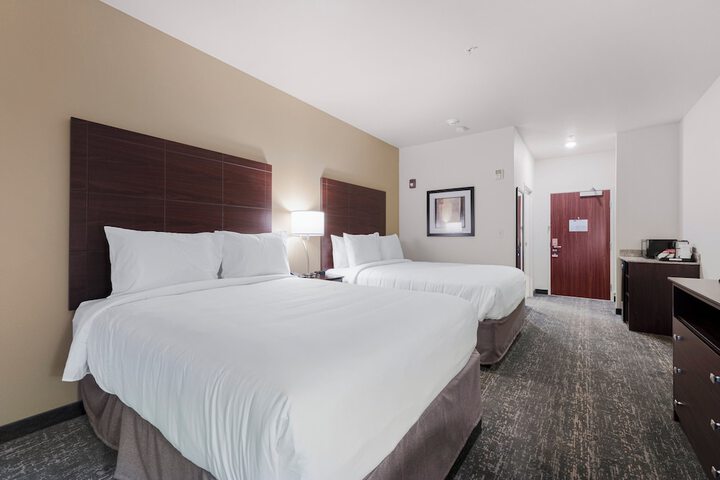 Cobblestone Hotel & Suites - Urbana