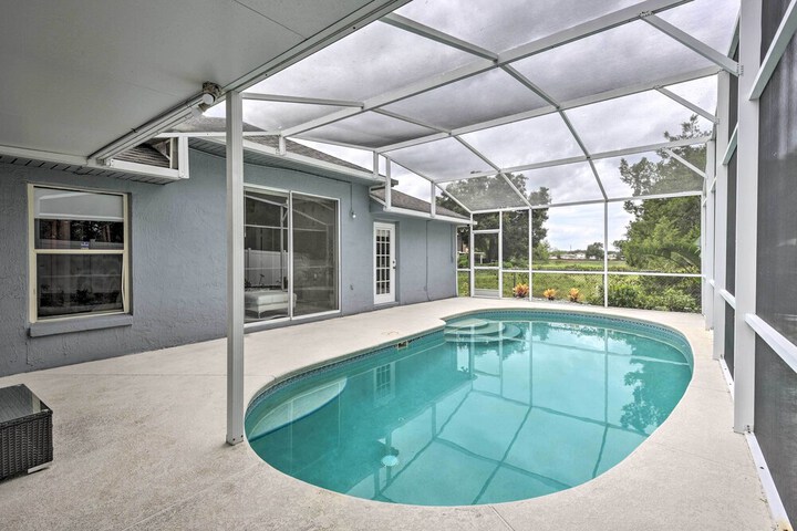 Apopka Single-story Home w / Private Lanai + Pool!
