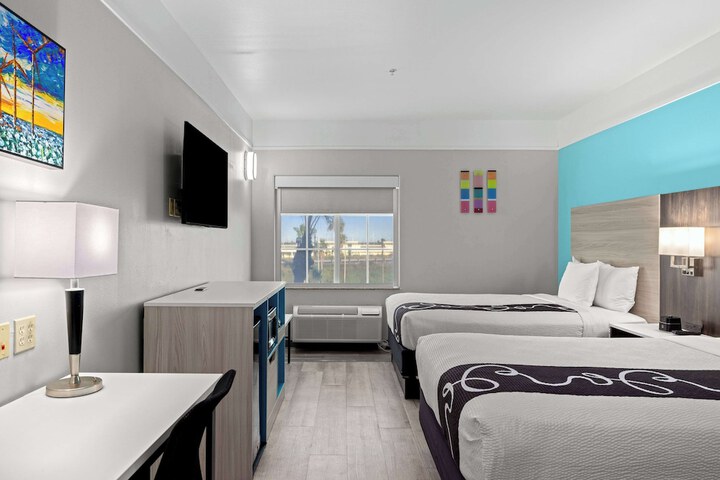 Room 49 of 115
