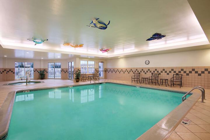 Hampton Inn & Suites Outer Banks / Corolla