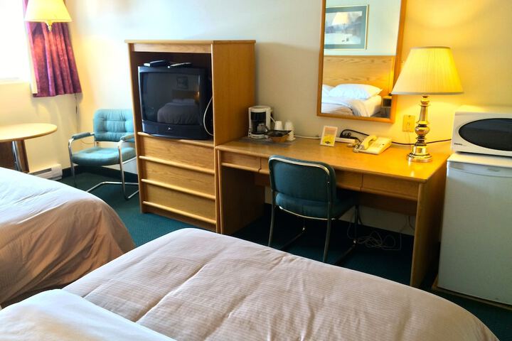 Room 28 of 48