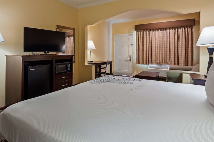 Room 15 of 17