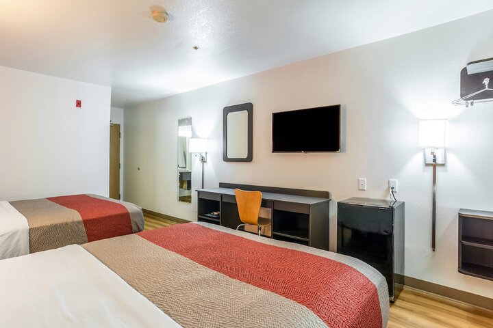 Room 19 of 30