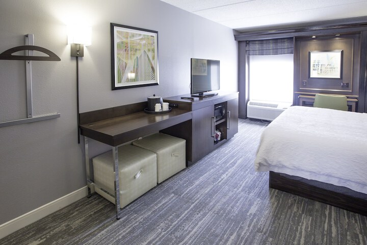 Room 19 of 32