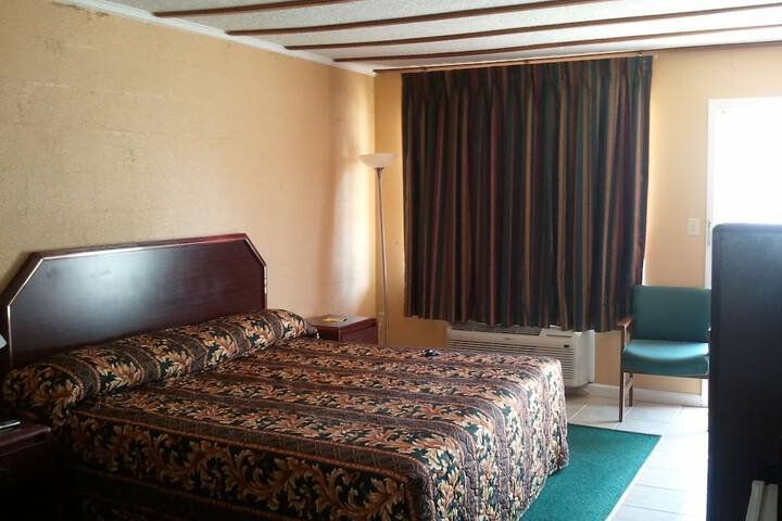 Holiday Motel Hugo OK