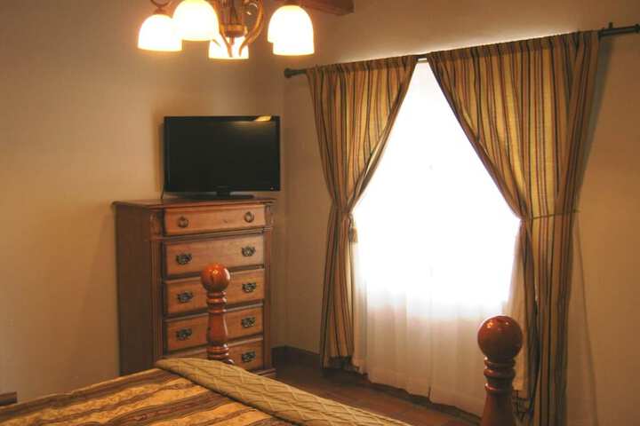 Room 76 of 100