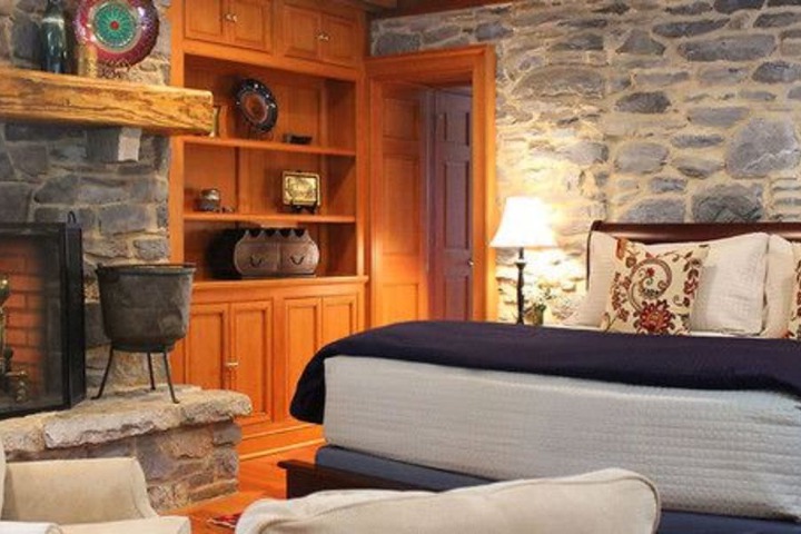 Hillbrook Inn