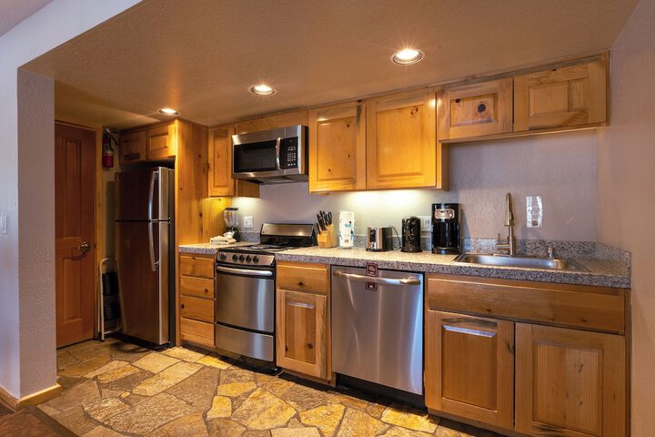 Red Wolf Lodge at Olympic Valley
