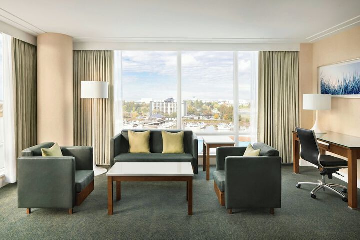 The Westin Wall Centre Vancouver Airport