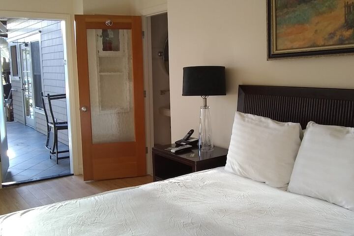 Room 31 of 147