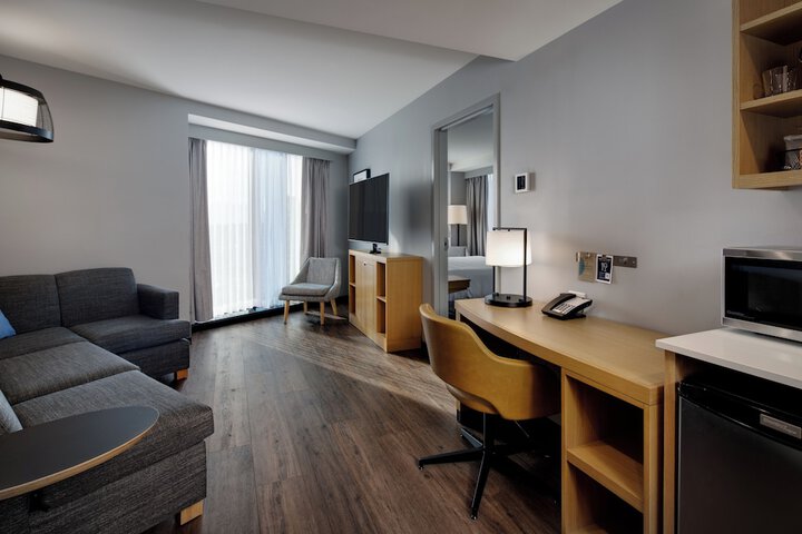 Room 28 of 78
