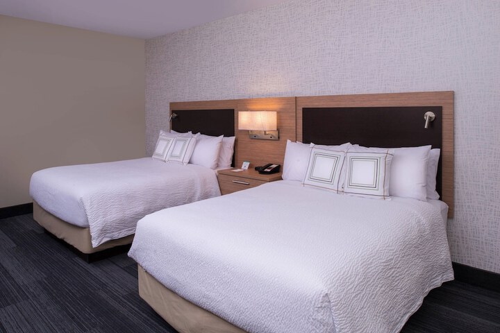 Room 12 of 21
