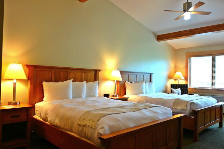 Room 13 of 36
