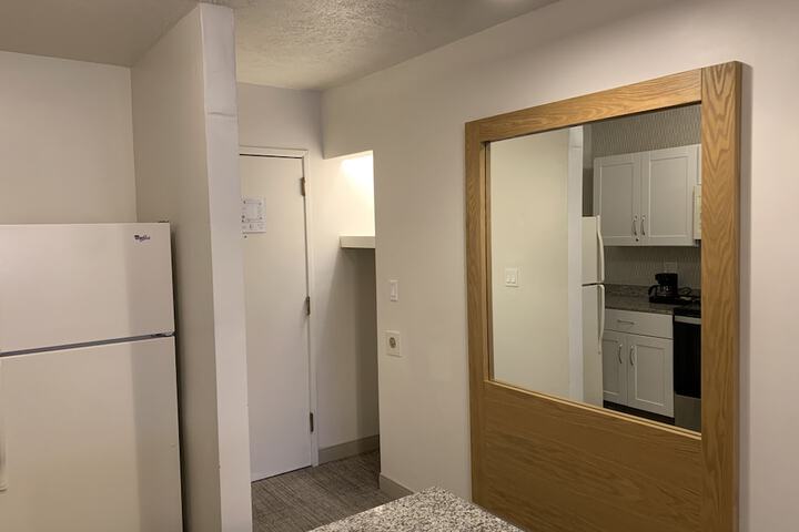 Room 54 of 98