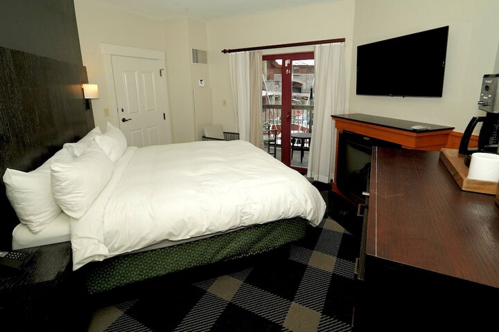 Heavenly Village Condos - Grand Residence