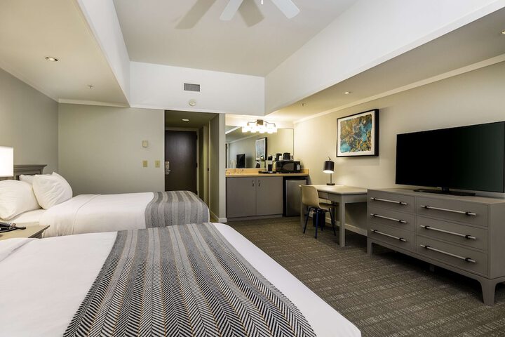 Room 19 of 109