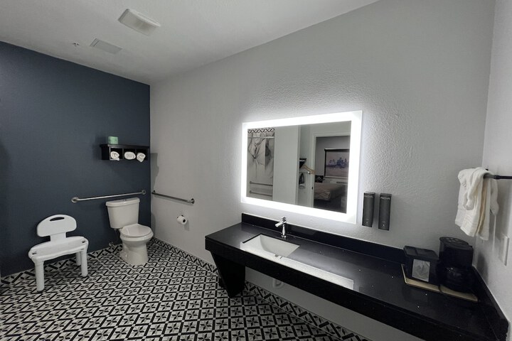 Room 36 of 52