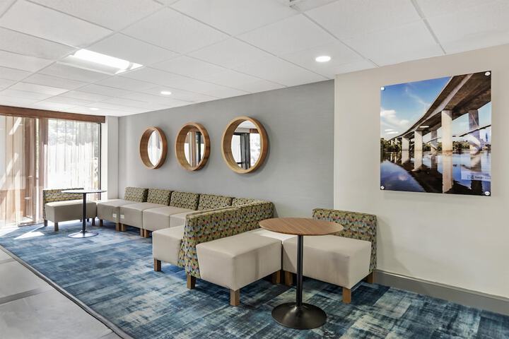 Best Western PLUS Executive Hotel